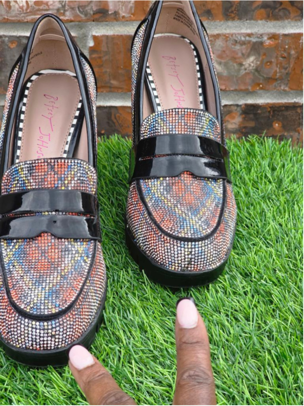 Betsey Johnson Platforms Black Multicolor Rhinestone Loafers Women's Size 9.5M - Picture 9 of 9